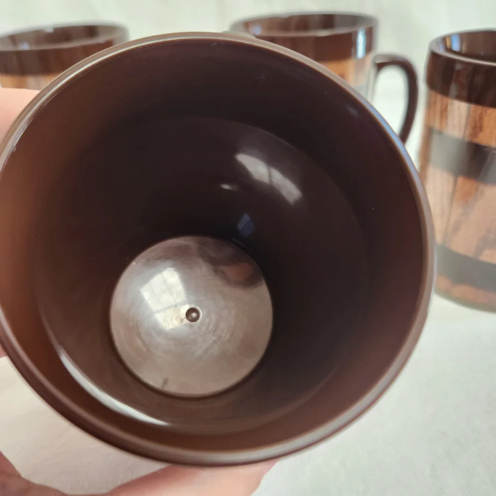 Dart Industries Thermo Serv Old Oaken Bucket Coffee Mugs